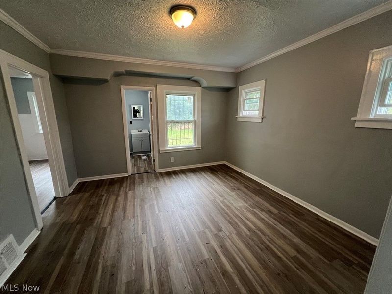 11312 Dove Avenue , Cleveland, OH 44105 Photo 10
