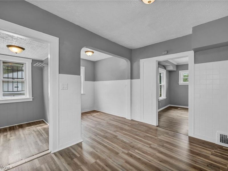 11312 Dove Avenue, Cleveland, OH 44105 Photo 17