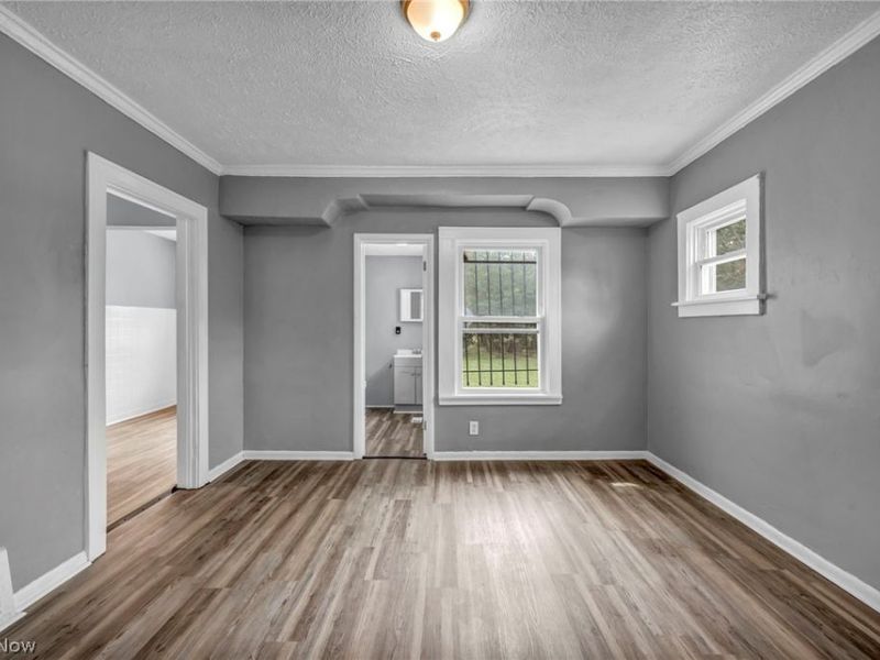 11312 Dove Avenue, Cleveland, OH 44105 Photo 20
