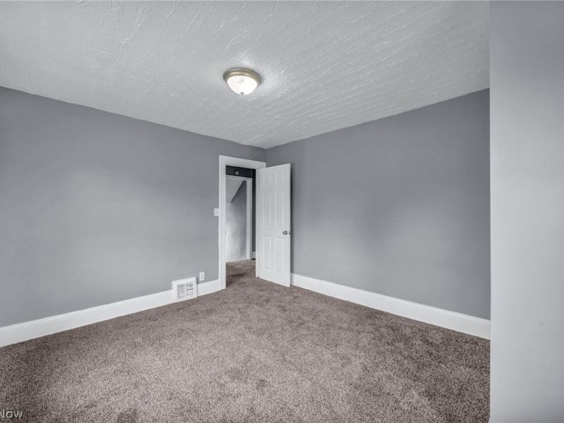 11312 Dove Avenue, Cleveland, OH 44105 Photo 26