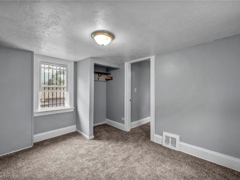 11312 Dove Avenue, Cleveland, OH 44105 Photo 29