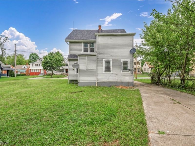 11312 Dove Avenue, Cleveland, OH 44105 Photo 48