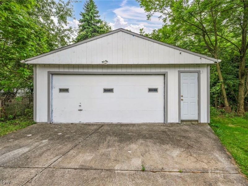 11312 Dove Avenue, Cleveland, OH 44105 Photo 50