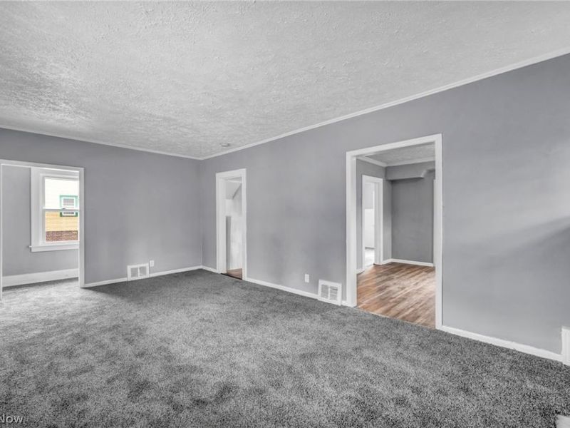 11312 Dove Avenue, Cleveland, OH 44105 Photo 8