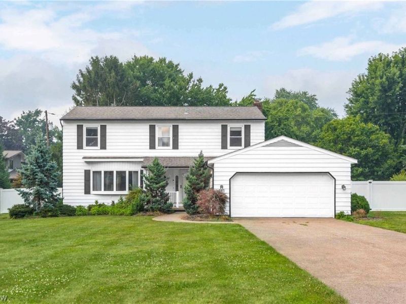 181 Crestview Drive , Elyria, OH 44035 Photo 1