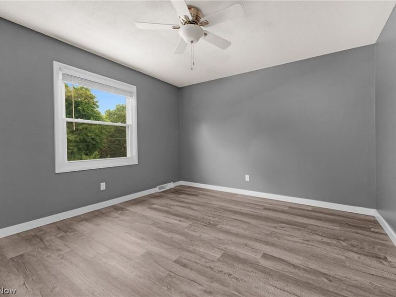 181 Crestview Drive , Elyria, OH 44035 Photo 35