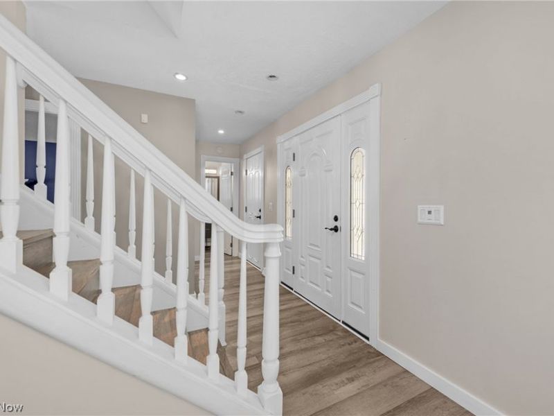 181 Crestview Drive , Elyria, OH 44035 Photo 7