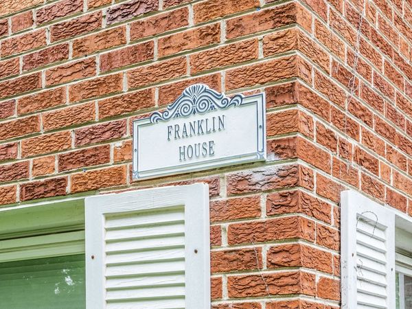 406 Franklin Avenue , Unit 1B, River Forest, IL 60305
