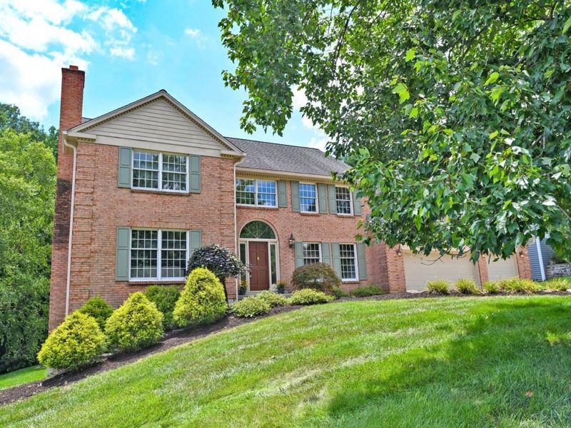 3307 Brinton Trail, Evendale, OH 45241 Photo 2