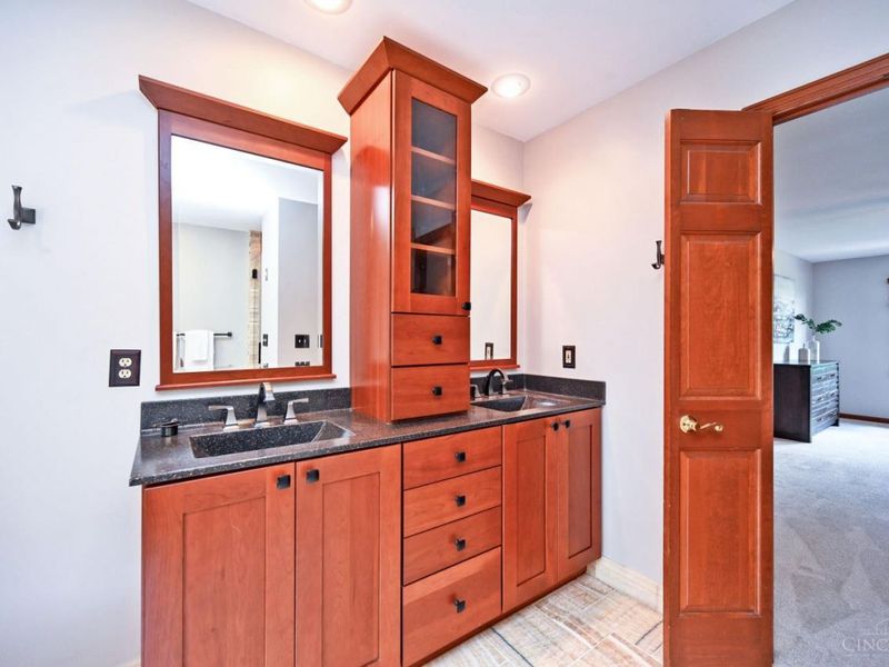 3307 Brinton Trail, Evendale, OH 45241 Photo 45