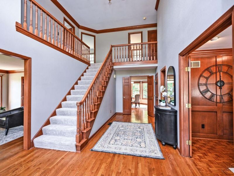 3307 Brinton Trail, Evendale, OH 45241 Photo 6