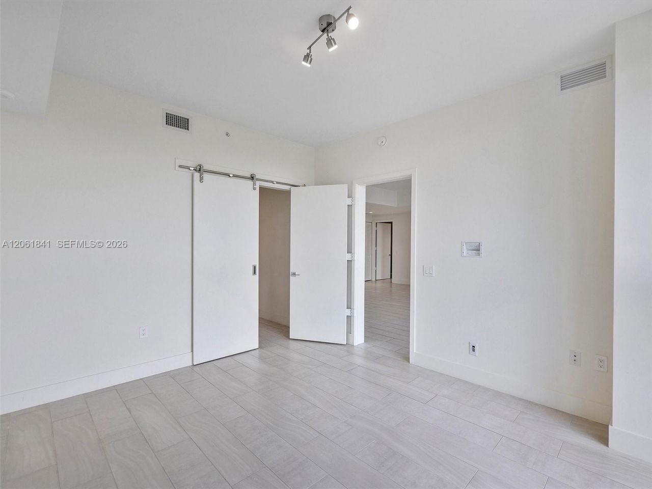 2000 Metropica Way, Unit 502, Sunrise, FL 33323 Photo