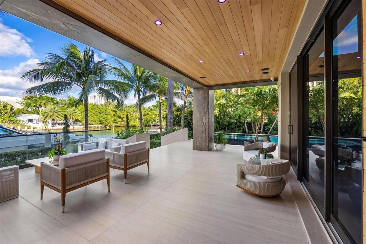905 Belle Meade Island Dr, Miami, FL 33138 Photo