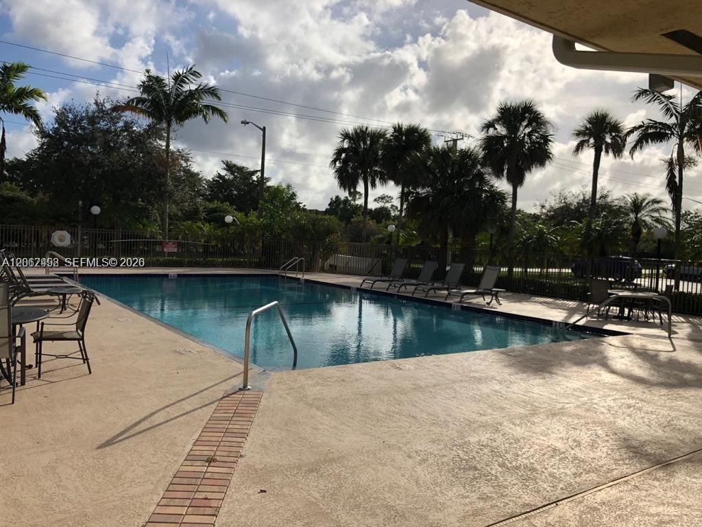 1502 Lake Crystal Dr, Unit A, West Palm Beach, FL 33411 Photo