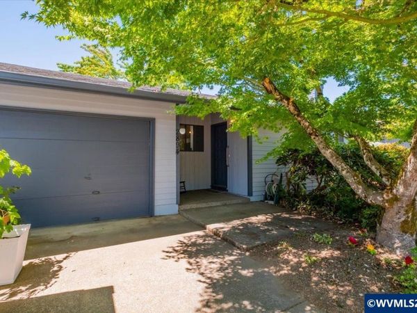 2894 SE Glenn St, Corvallis, OR 97333