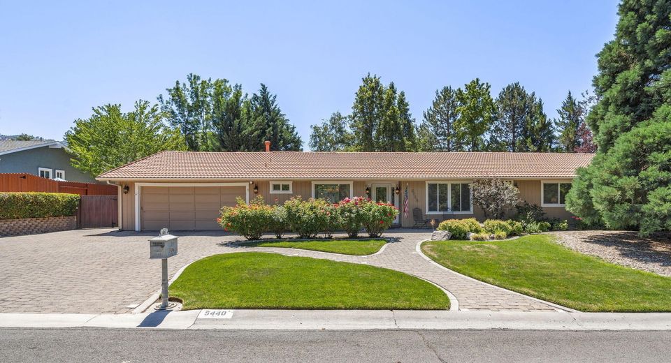 5440 Cypress Point Drive, Reno, NV 89502 Photo