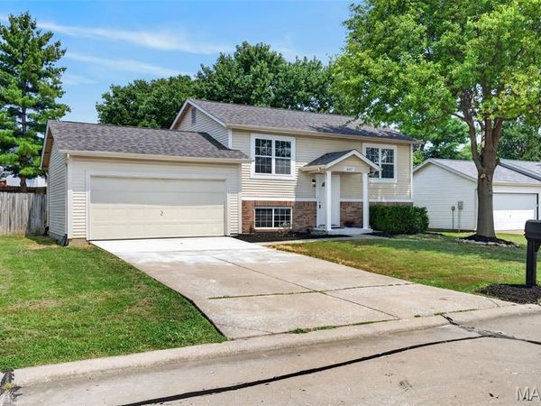607 Longhorn Drive, O'Fallon, MO 63368