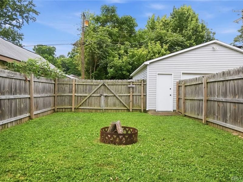 1580 Springhill Avenue, Kettering, OH 45409 Photo 38