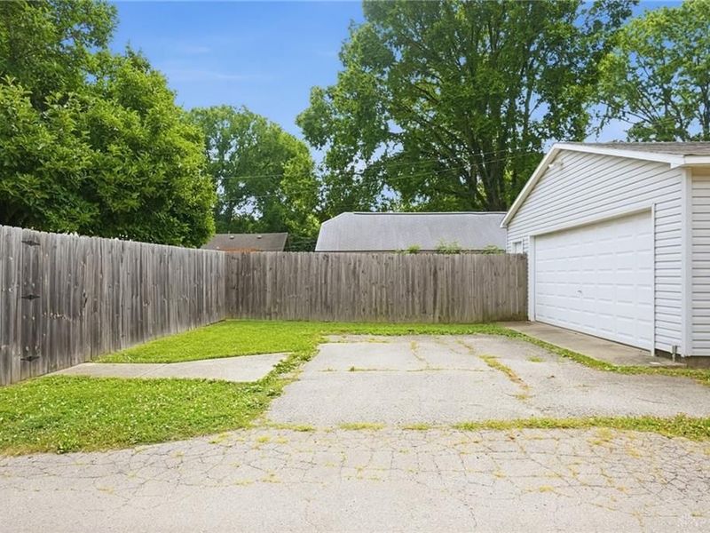 1580 Springhill Avenue, Kettering, OH 45409 Photo 40
