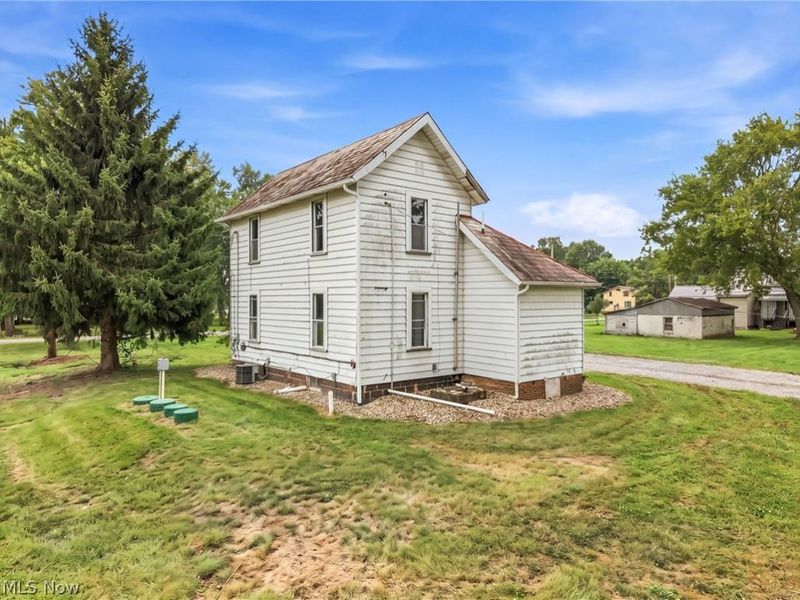20954 Lake Park Boulevard, Alliance, OH 44601 Photo 19