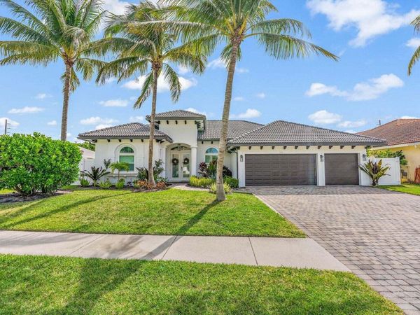 596 N Cypress Drive, Tequesta, FL 33469