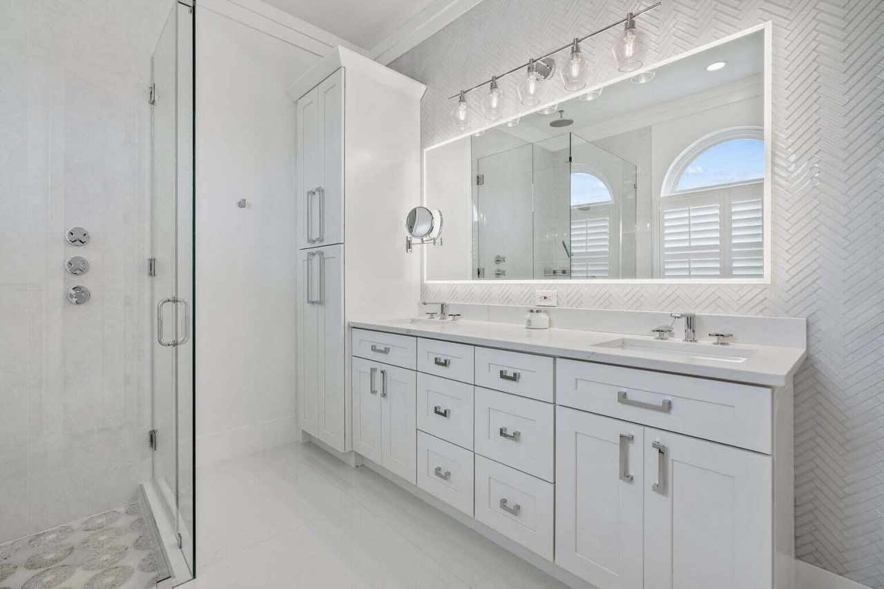 596 N Cypress Drive, Tequesta, FL 33469 Photo