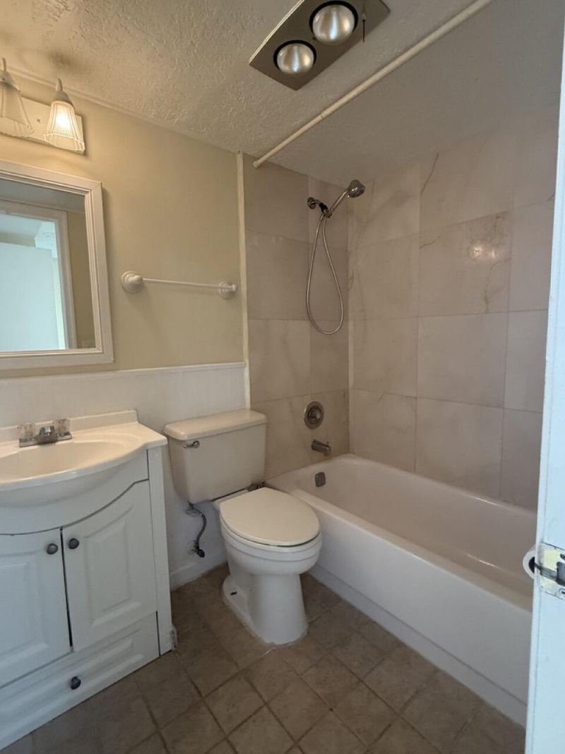 9915 Sandalfoot Boulevard, Unit 410, Boca Raton, FL 33428 Photo
