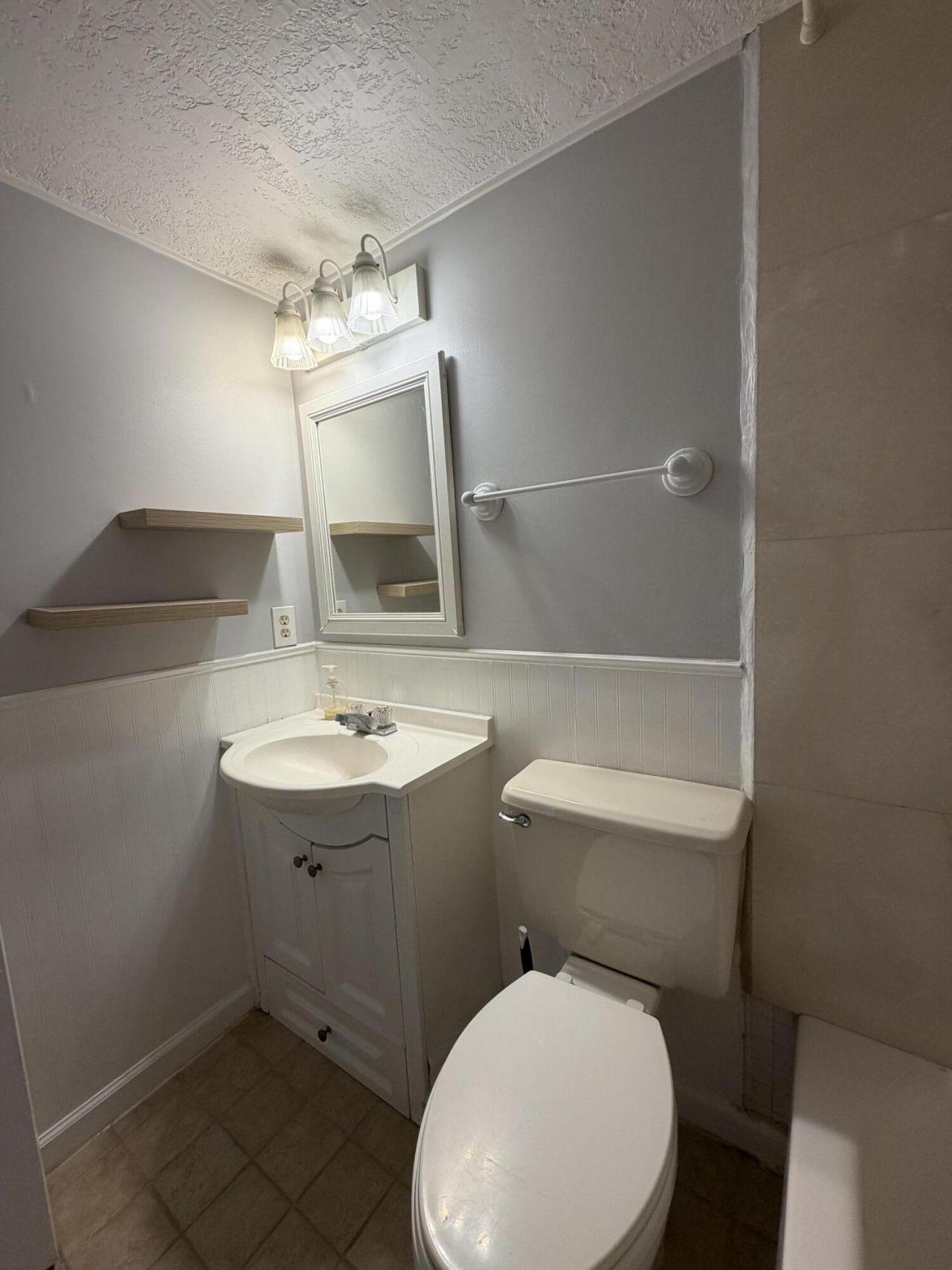 9915 Sandalfoot Boulevard, Unit 410, Boca Raton, FL 33428 Photo