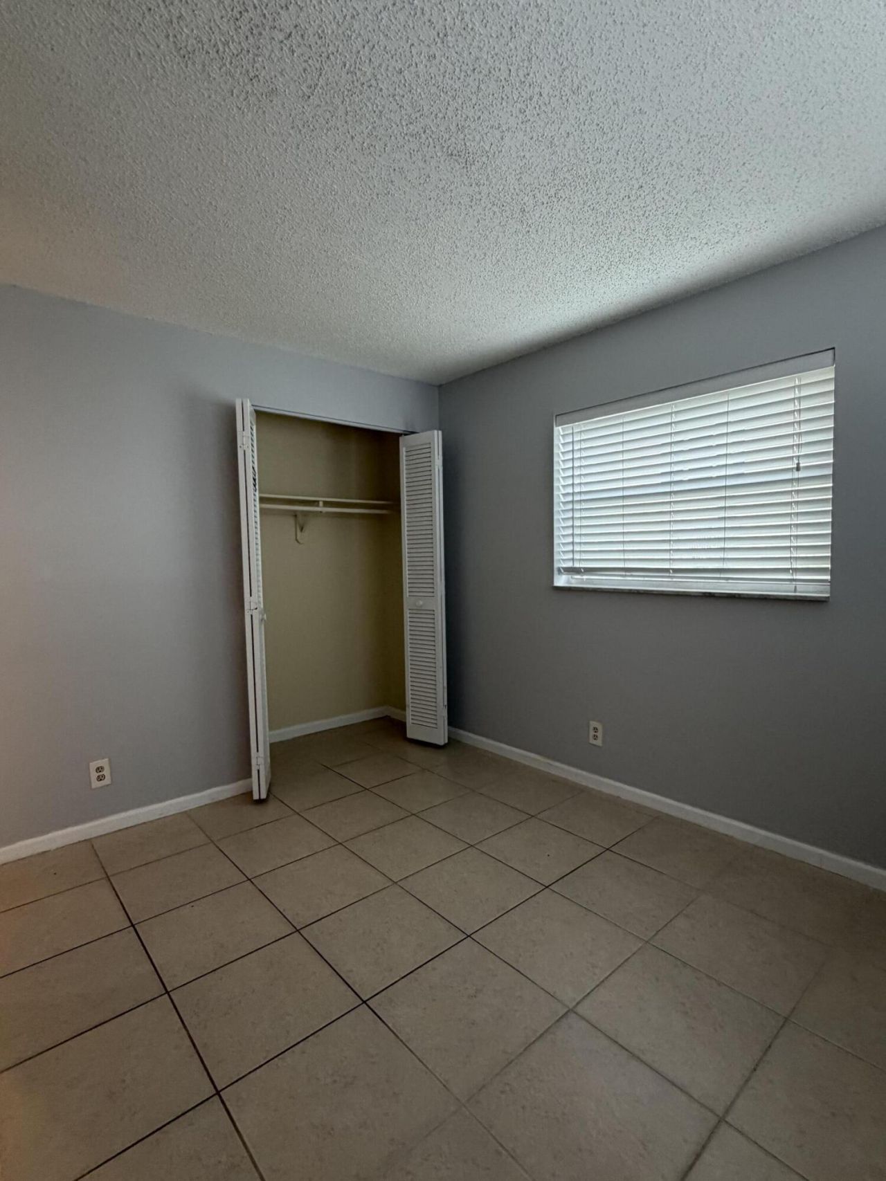 9915 Sandalfoot Boulevard, Unit 410, Boca Raton, FL 33428 Photo