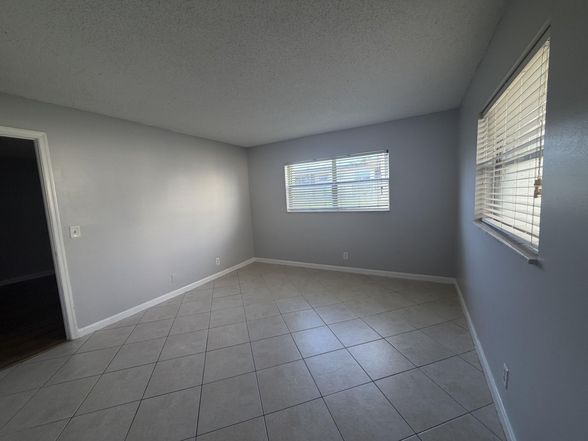 9915 Sandalfoot Boulevard, Unit 410, Boca Raton, FL 33428 Photo