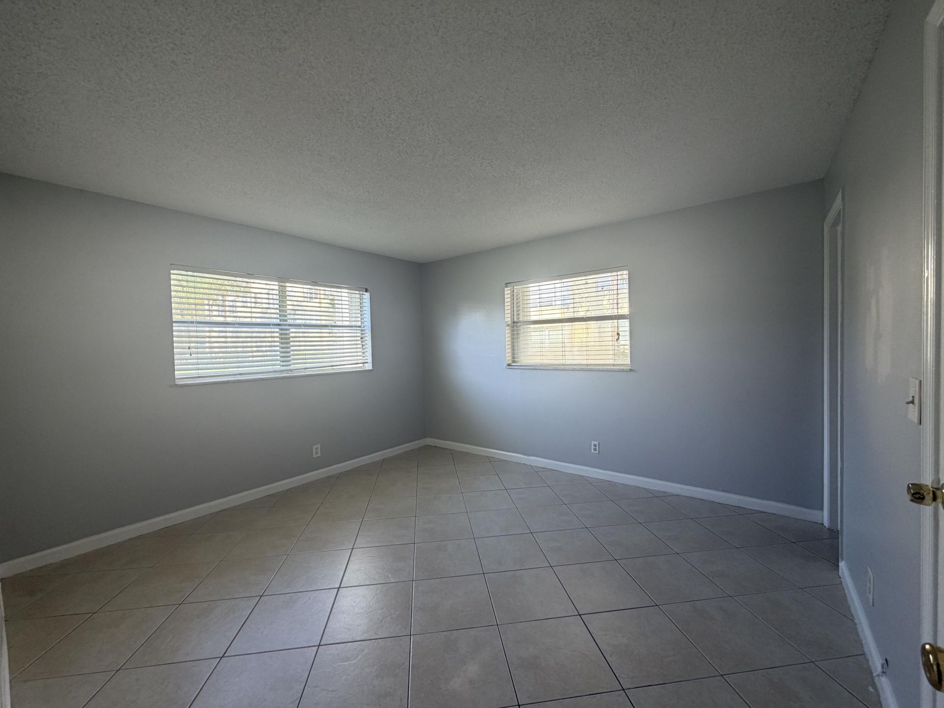 9915 Sandalfoot Boulevard, Unit 410, Boca Raton, FL 33428 Photo