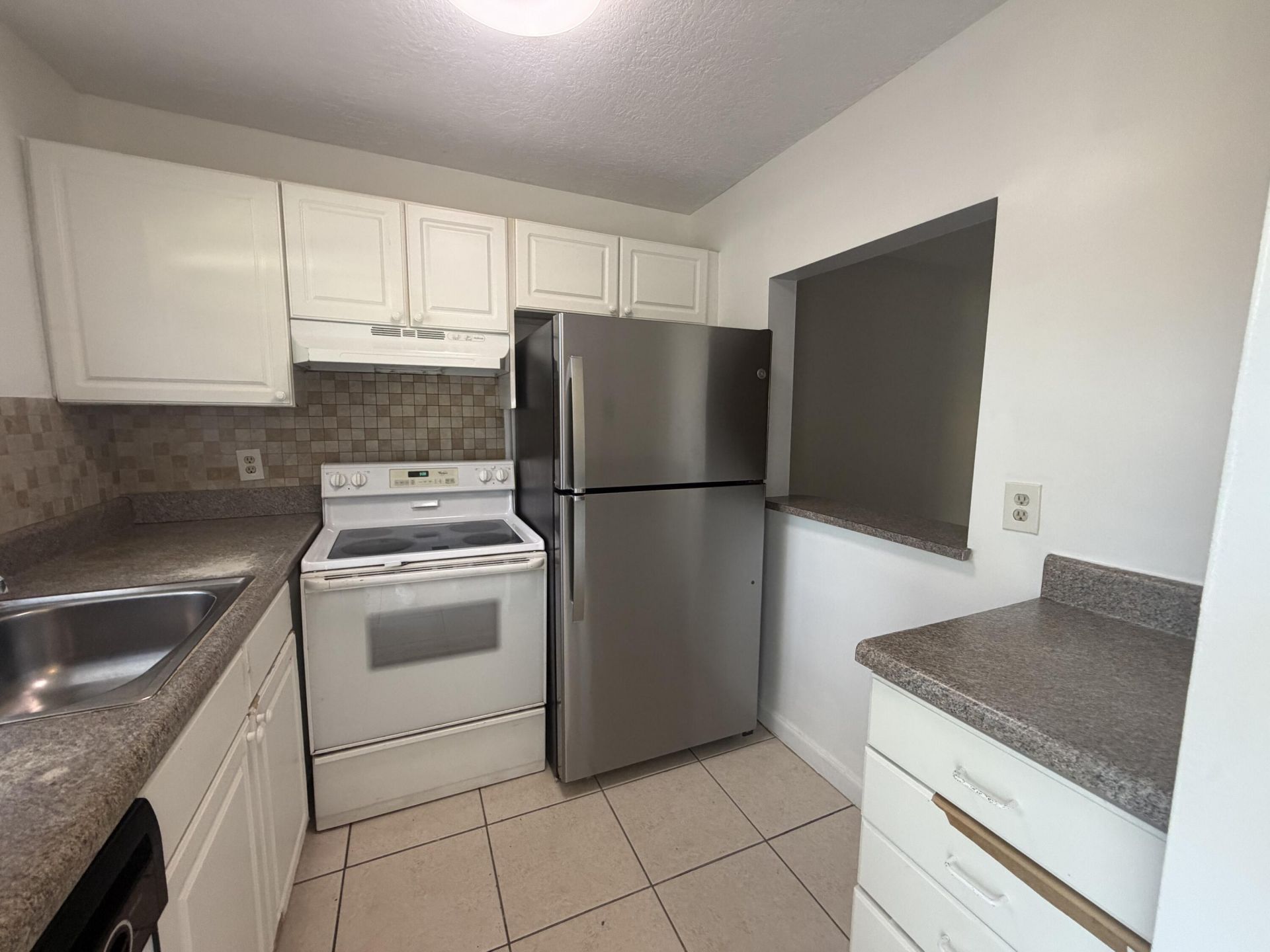 9915 Sandalfoot Boulevard, Unit 410, Boca Raton, FL 33428 Photo