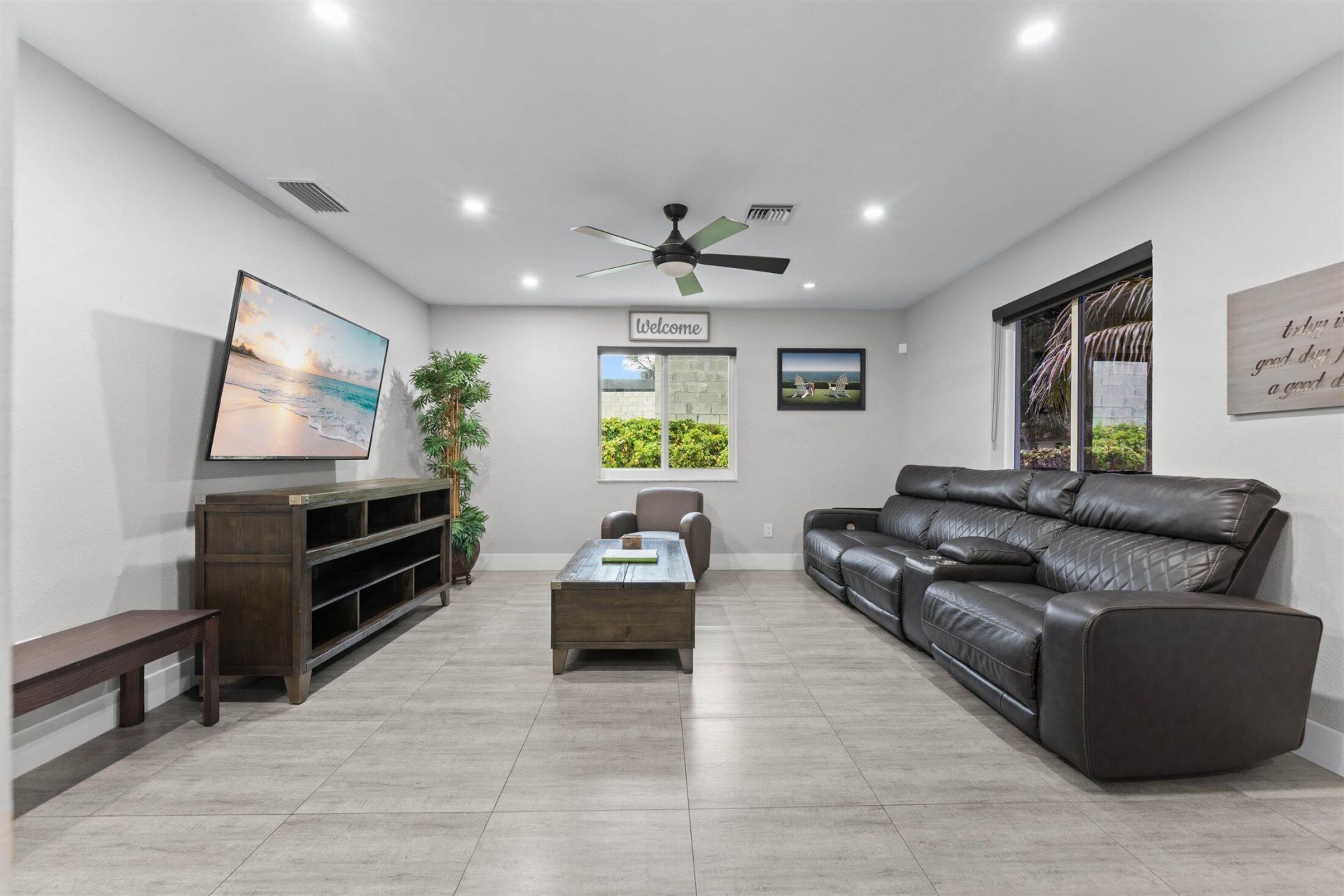 1633 SW 30th Avenue, Fort Lauderdale, FL 33312 Photo