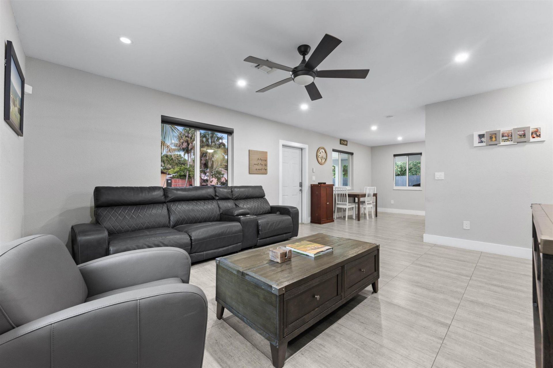1633 SW 30th Avenue, Fort Lauderdale, FL 33312 Photo