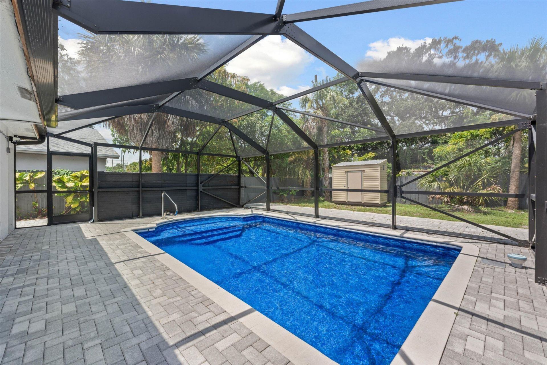 1633 SW 30th Avenue, Fort Lauderdale, FL 33312 Photo