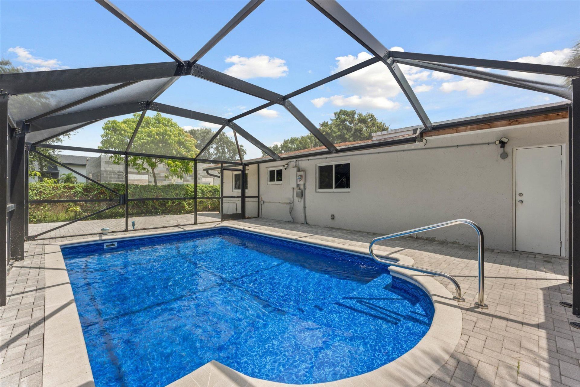 1633 SW 30th Avenue, Fort Lauderdale, FL 33312 Photo