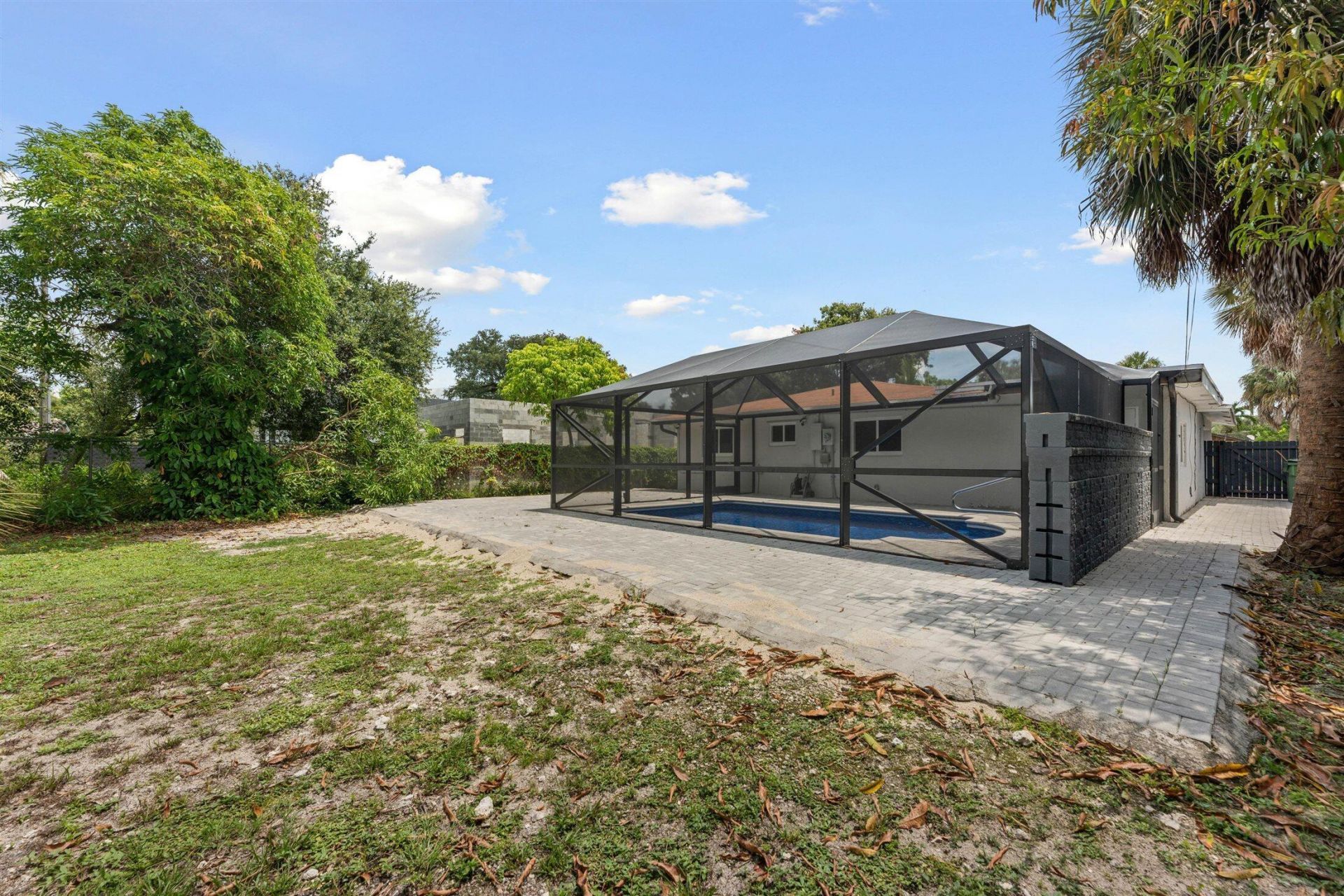 1633 SW 30th Avenue, Fort Lauderdale, FL 33312 Photo