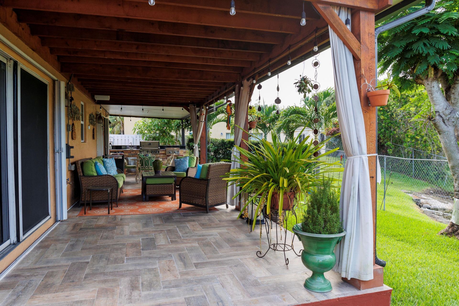 9761 Atlantic Drive, Miramar, FL 33025 Photo