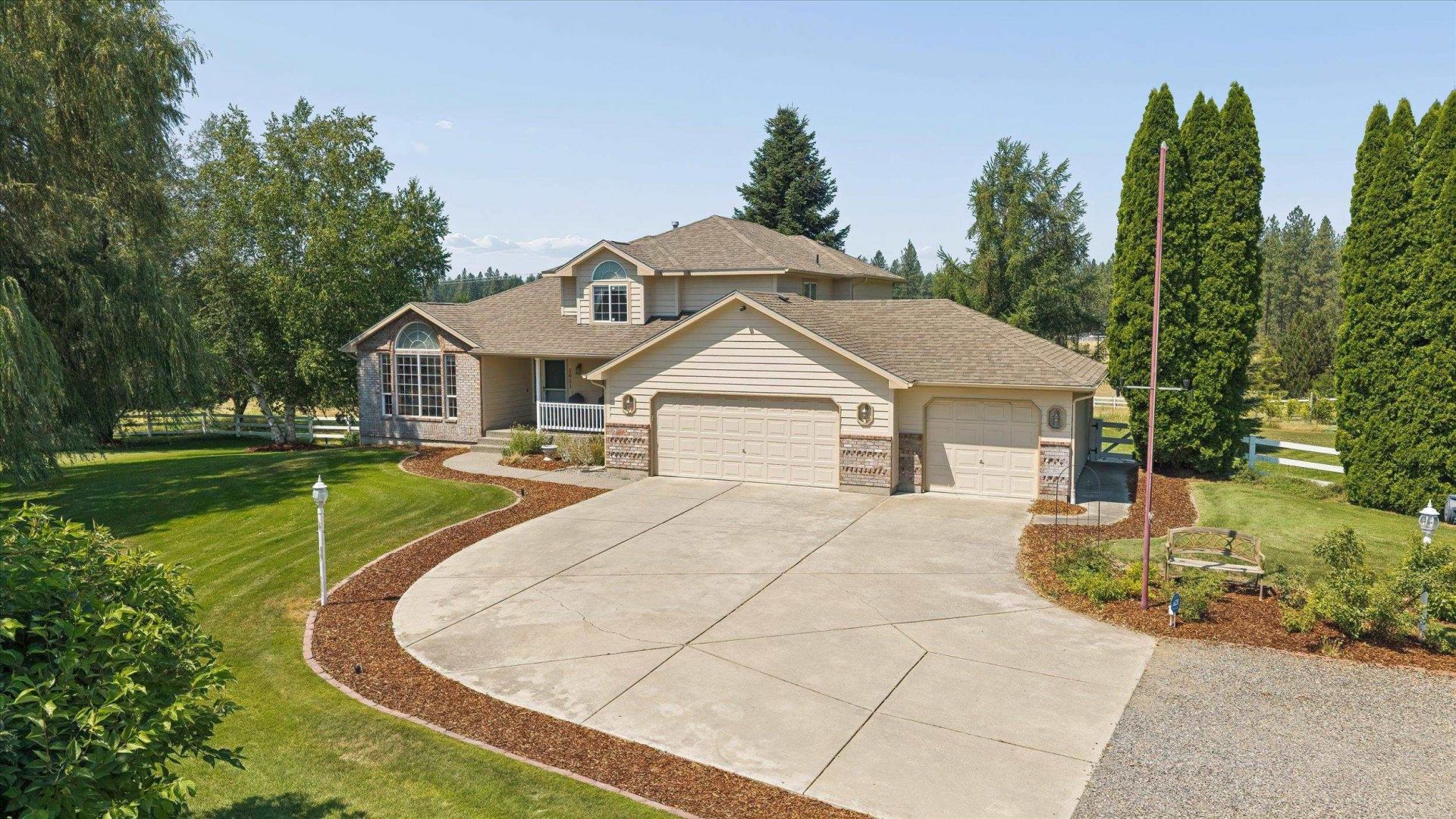 5611 E Nancy Ln, Mead, WA 99021 Main Photo
