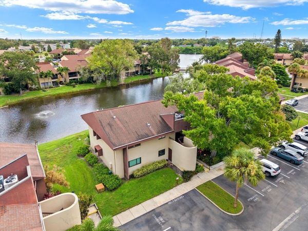 875 S VILLAGE DRIVE N, Unit 101, ST PETERSBURG, FL 33716