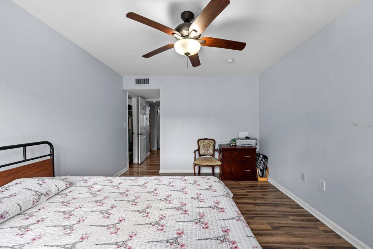 875 S Village Drive N, Unit 101, Saint Petersburg, FL 33716 Photo