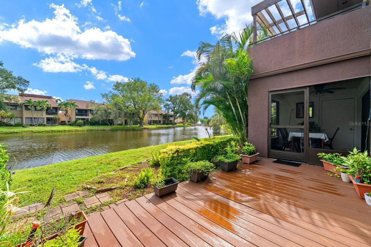 875 S Village Drive N, Unit 101, Saint Petersburg, FL 33716 Photo