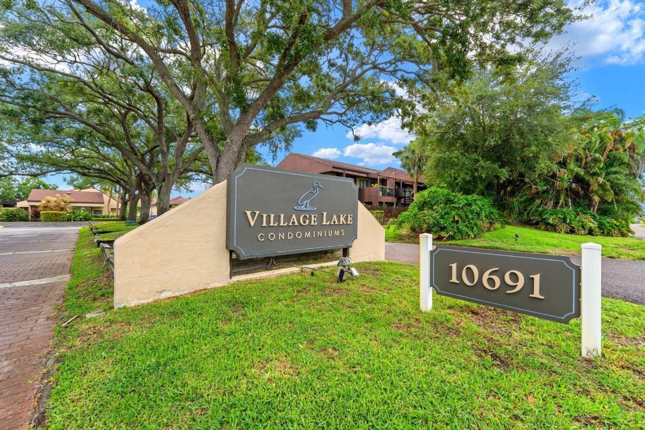 875 S Village Drive N, Unit 101, Saint Petersburg, FL 33716 Photo
