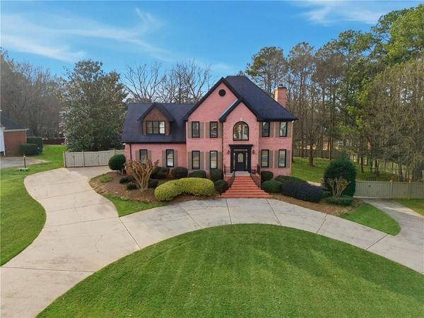 28 Saint Ives Way , Winder, GA 30680