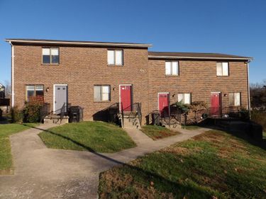 65 Ashwood Court, Unit 8, Frankfort, KY 40601