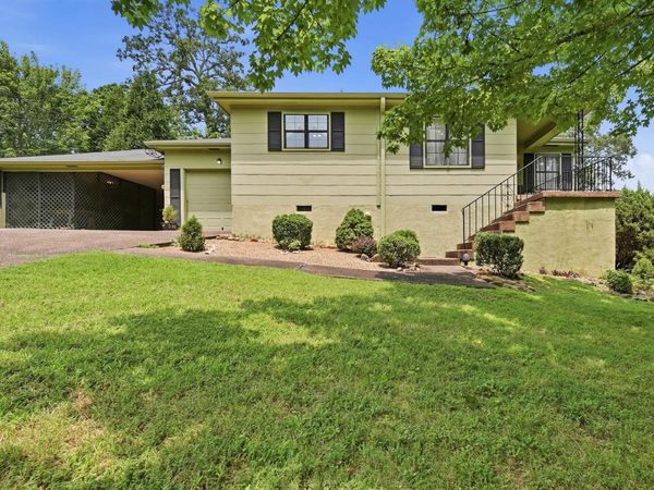 1281 W Fairfax Drive, Chattanooga, TN 37415