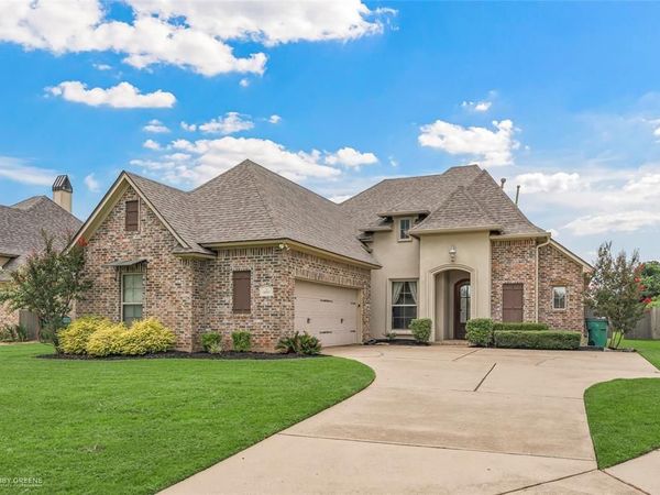 606 Glenshire Drive, Bossier City, LA 71111