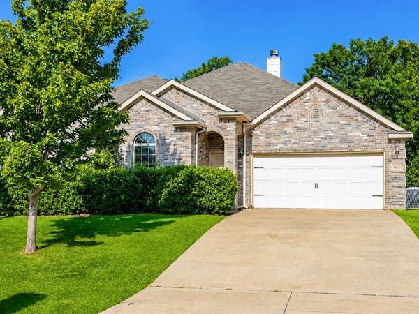 7420 Rose Crest Boulevard, Forest Hill, TX 76140