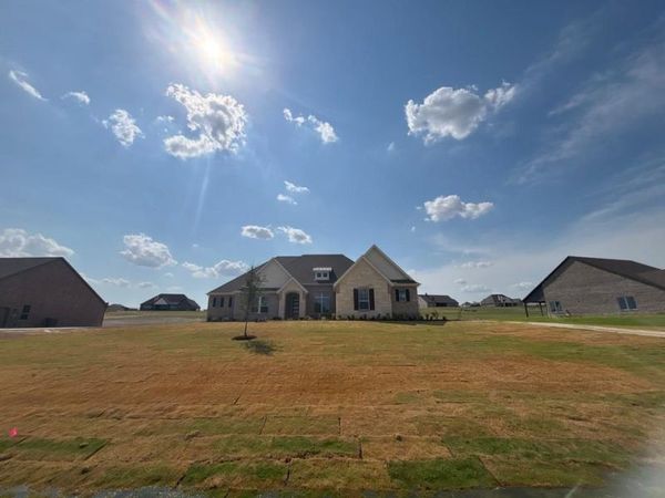 705 Water Side Drive, Van Alstyne, TX 75495