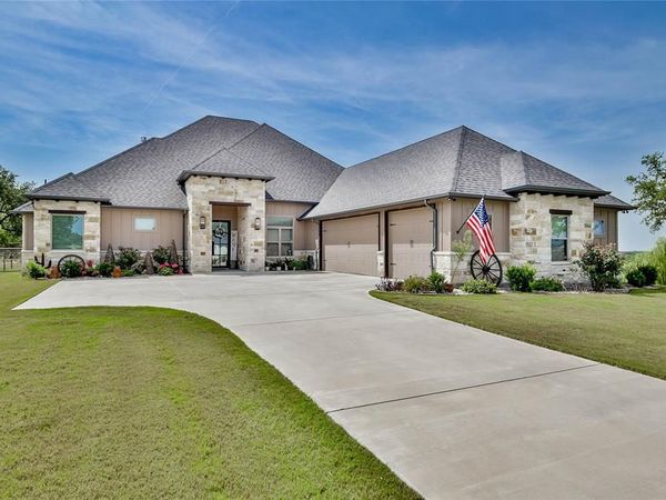 8021 White Drive, Granbury, TX 76049